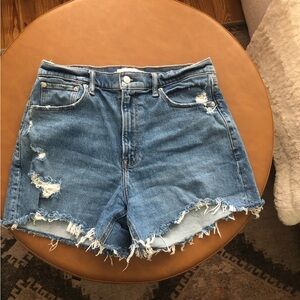 Abercrombie High Rise 4" Mom Short Size 29